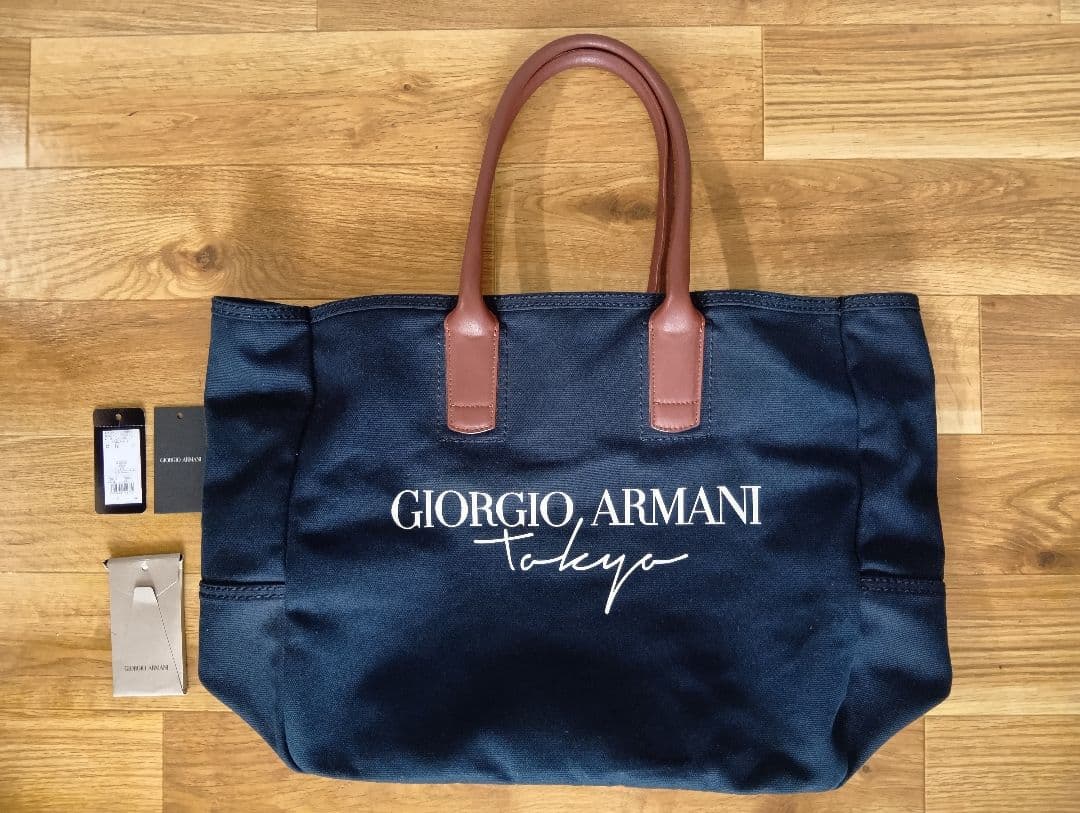 と*じ様 ジョルジオアルマーニ 「TOKYO」トートバッグ ジョルジオ アルマーニ】 静けさの中に美しさを宿すジョルジオ