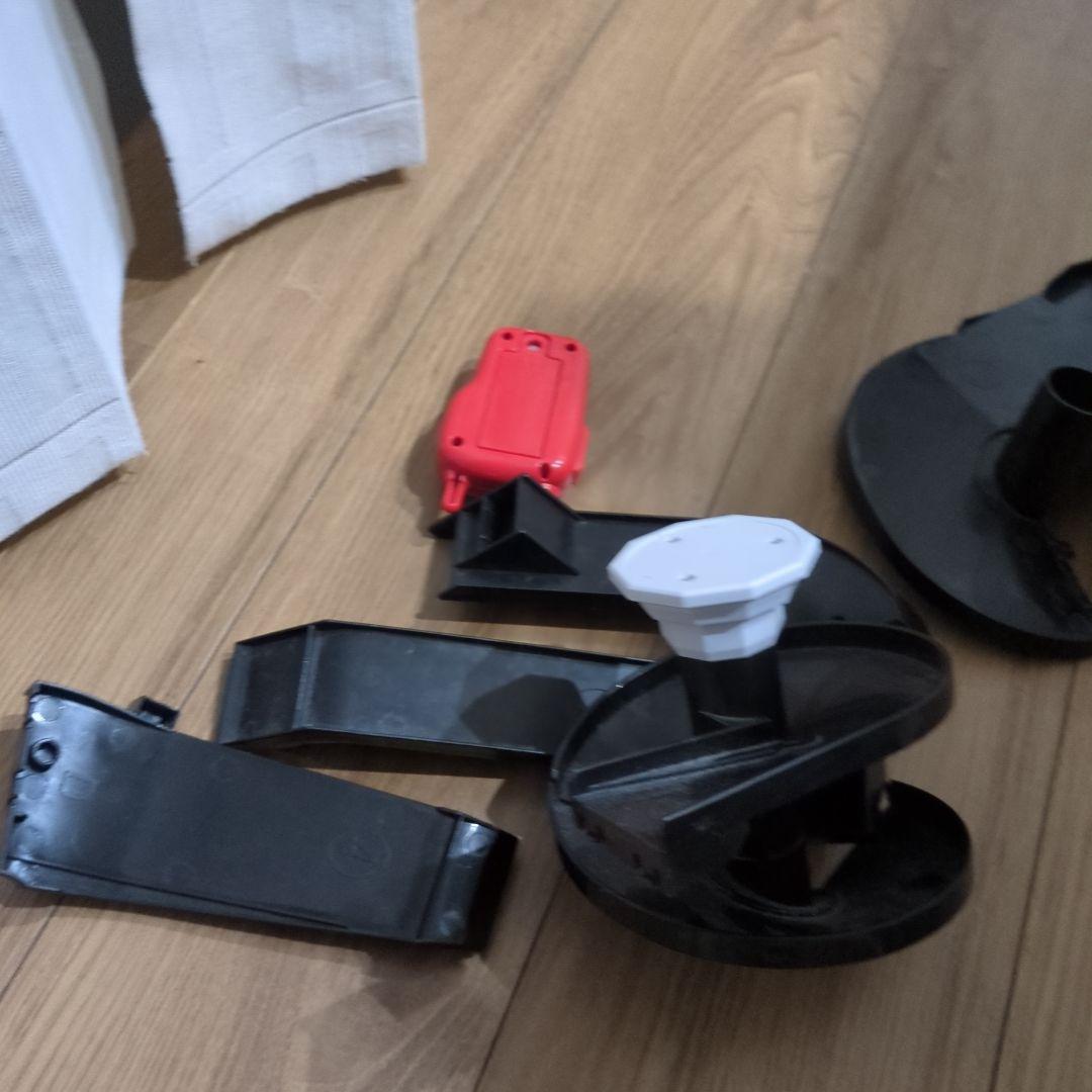 追加画像 トミカ 無線でピピッと出動指令 変形ファイヤーステーション