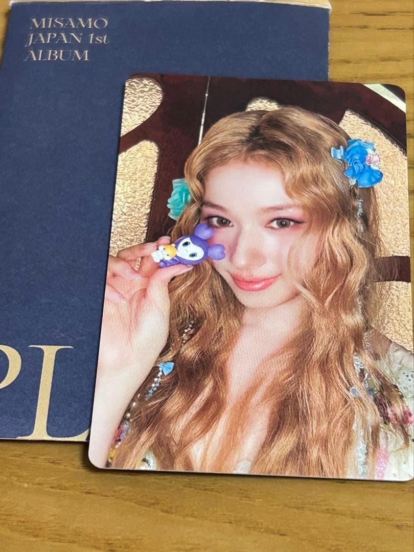 MISAMO 『PLAY』　リスニングパーティー限定トレカ　サナ