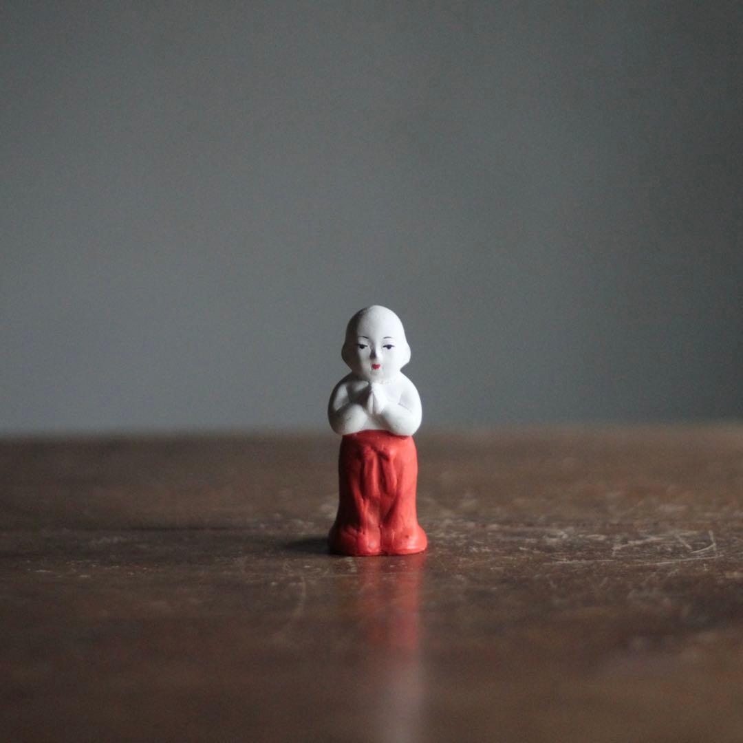 土人形 奉開眼 聖徳太子二歳像 四天王寺 箱なし 古道具 アンティーク オブジェ 千四百年御聖忌記念特別展「聖徳太子 日出づる処の天子」 | レポート