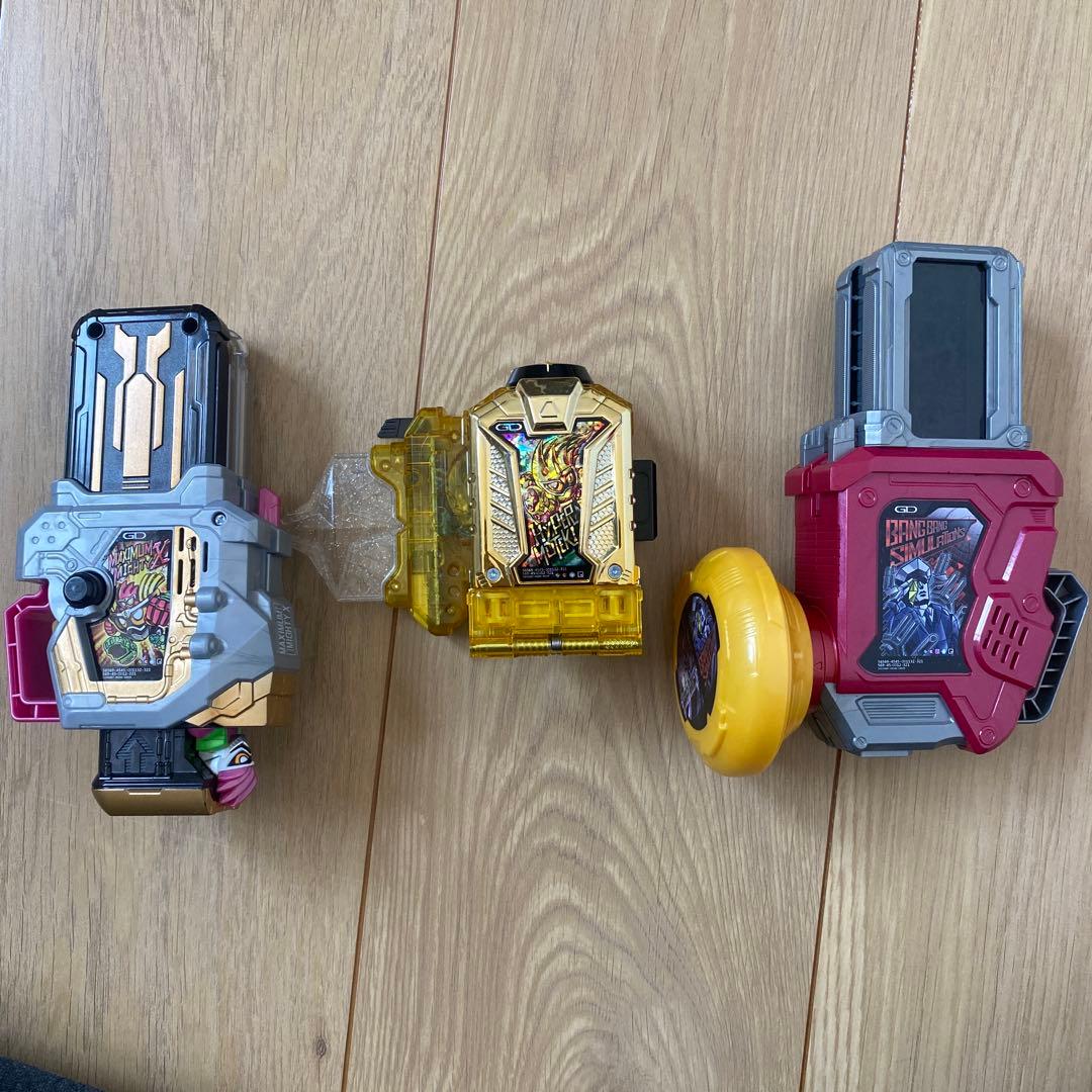 仮面ライダーエグゼイド 変身ベルトセット一式 まとめ売り - メルカリ