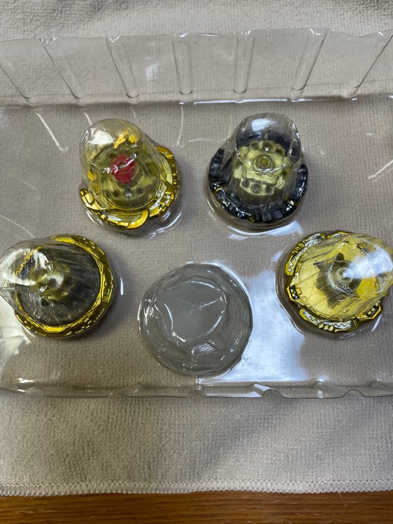 WBBAメタルファイトベイブレード レジェンドベイブレードセット特別