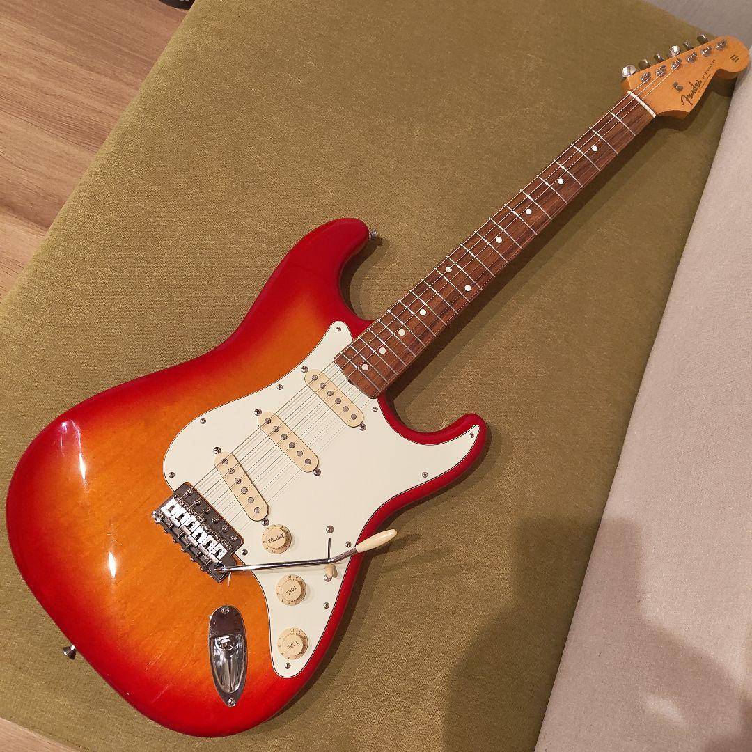Fender Japan Classic 60s ST チェリーサンバースト - メルカリ