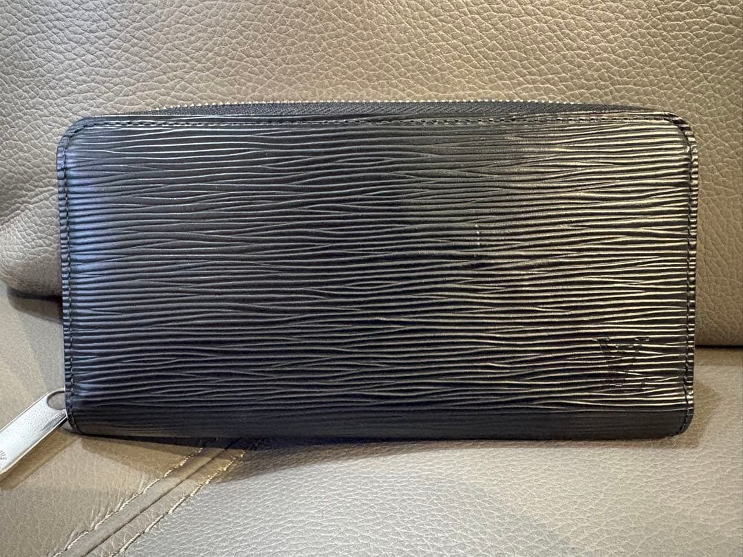 ト*う様 LOUIS VUITTON エピ 長財布