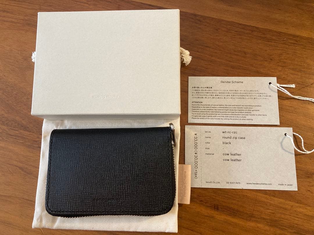 【新品未使用】エンダースキーマ　ラウンドジップ財布