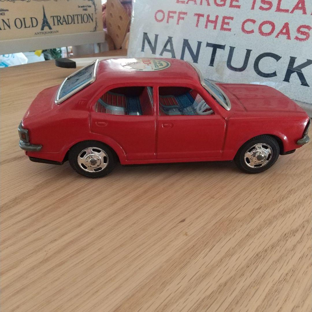 トヨタ カローラ 1400 HI-DELUXE ブリキ