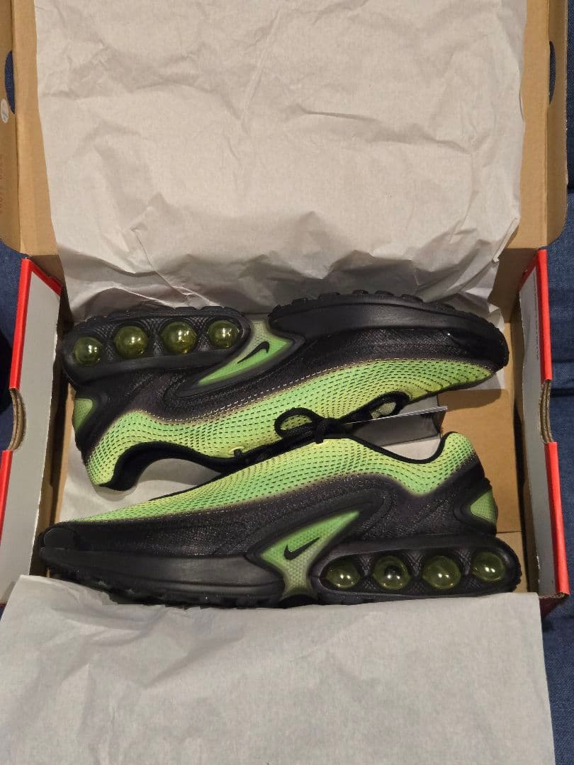 新品！ナイキ エア マックス Dn　29.5