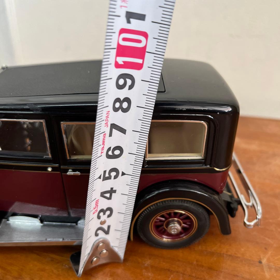 天皇陛下の旧御料車 1935型メルセデス・ベンツ770 菊紋付き - メルカリ