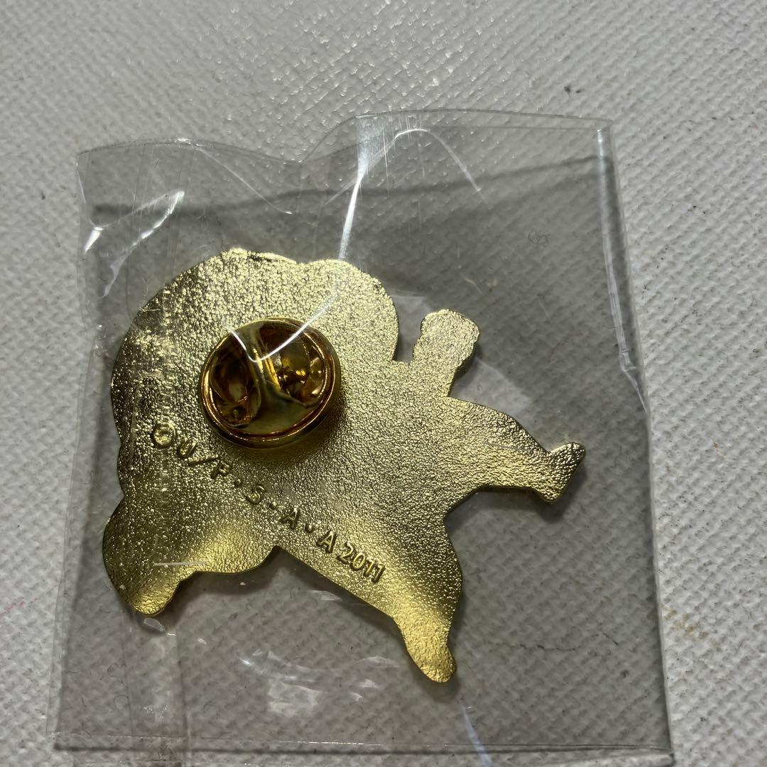 クレヨンしんちゃん 30周年記念 ピンバッジ - メルカリ