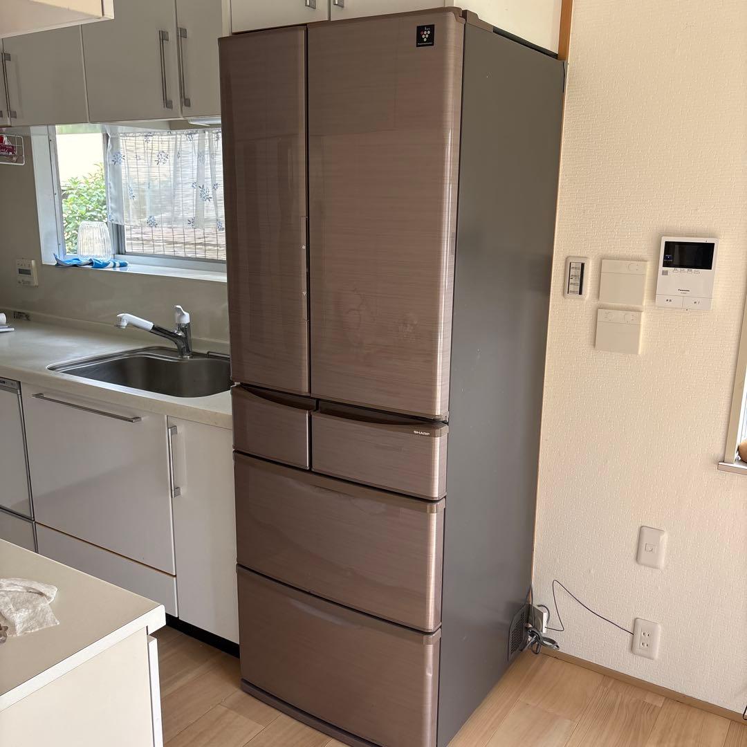 シャープ　グレー ６ドア冷蔵庫 フレンチドア 100000001008960228_10205_001.jpg