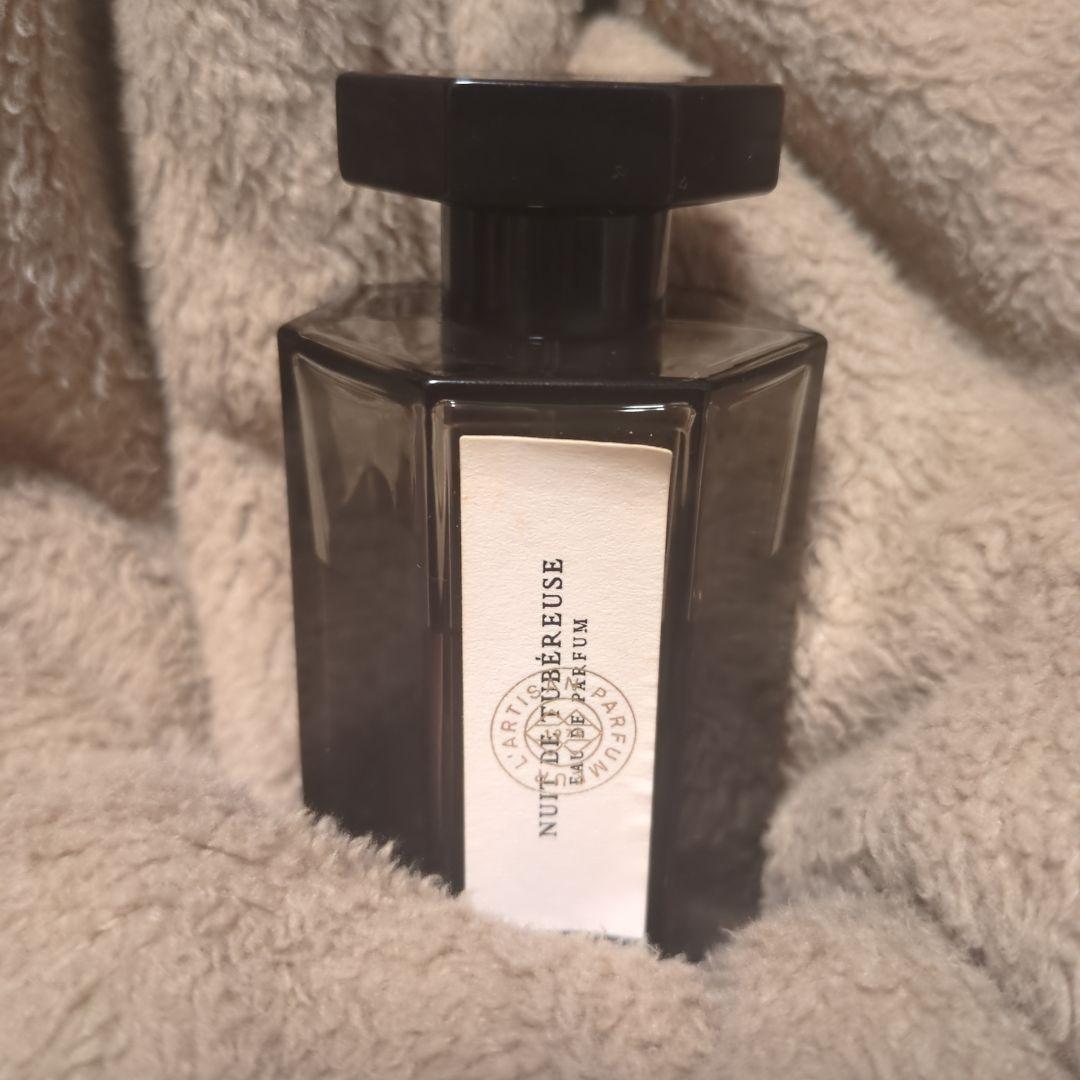 ニュイ ド チュベルーズ　オードパルファム