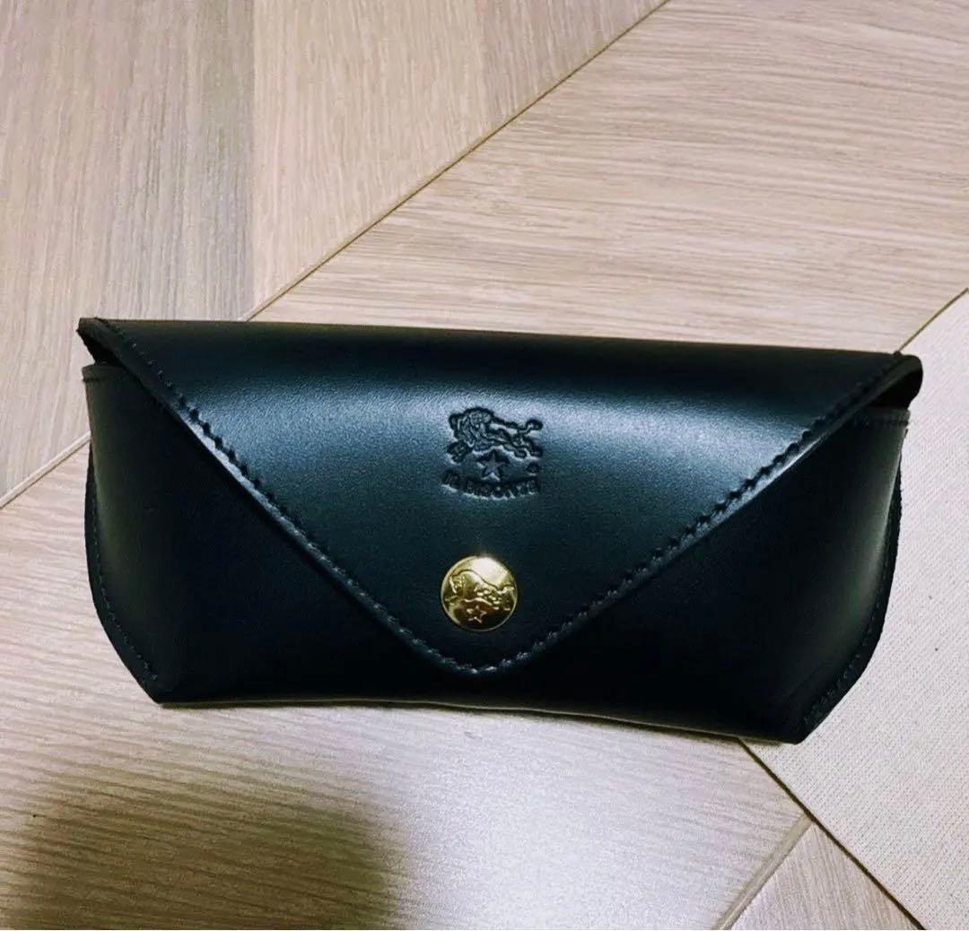 ✨️美品✨️ IL BISONTE サングラスケース メガネケース ブラック