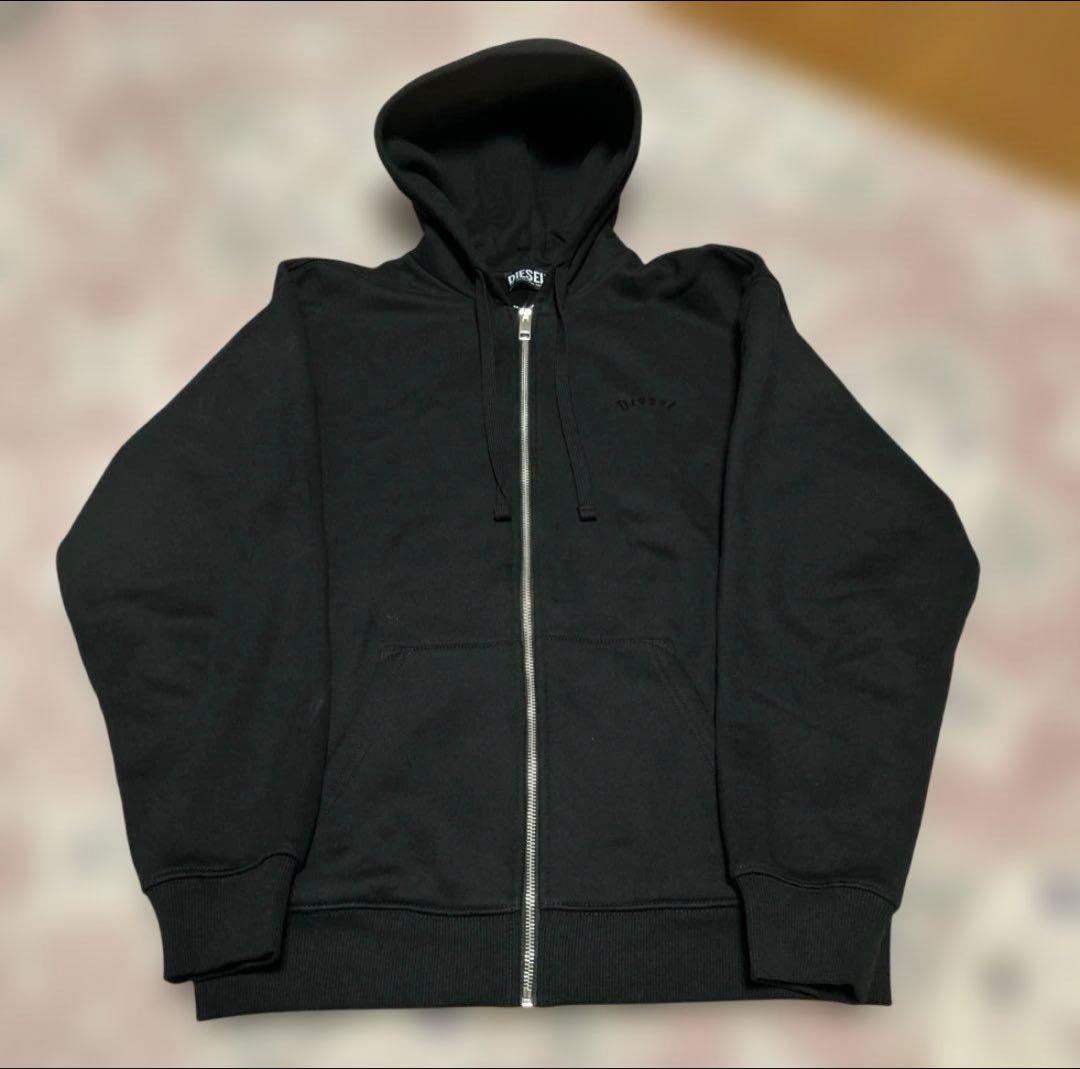 Diesel ブラック 短丈ジップアップパーカー