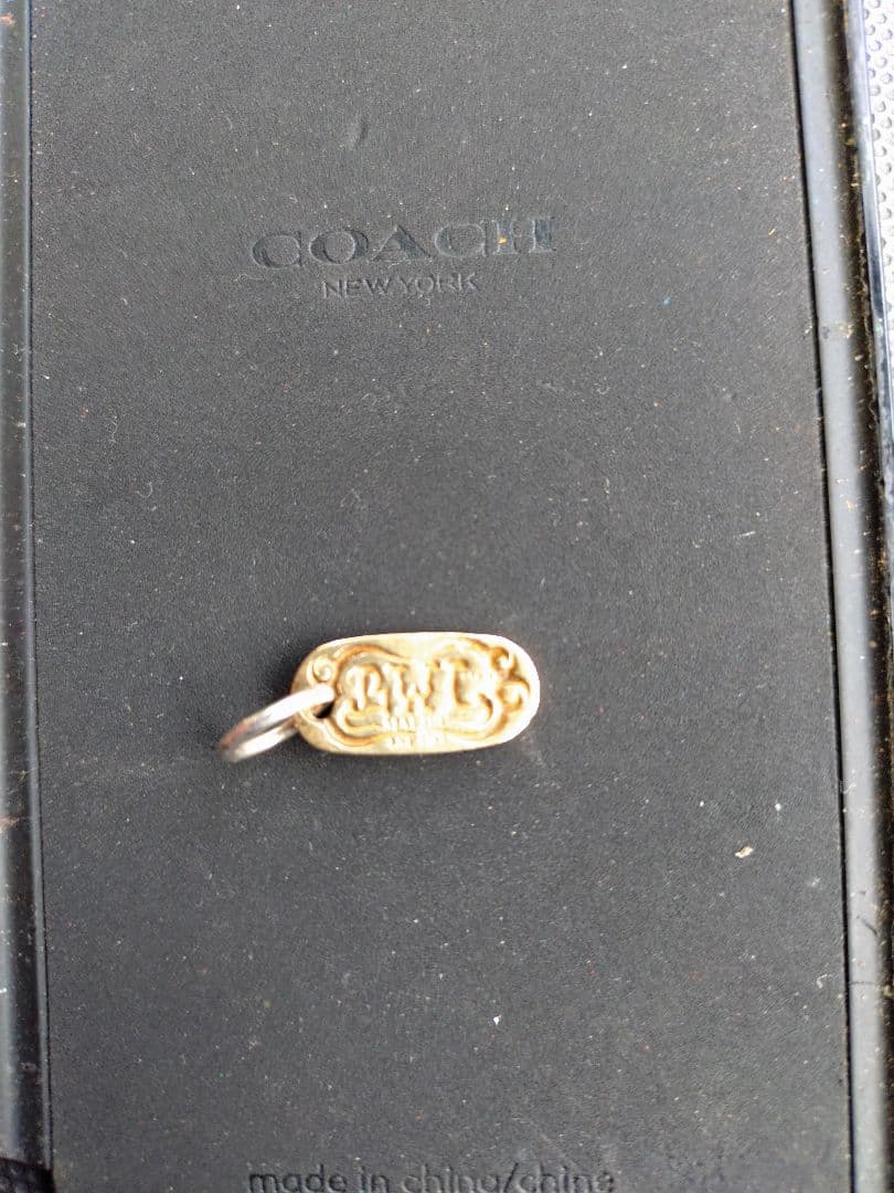 BWL ビルウォールレザー　１８K ロゴプレートペンダントトップ