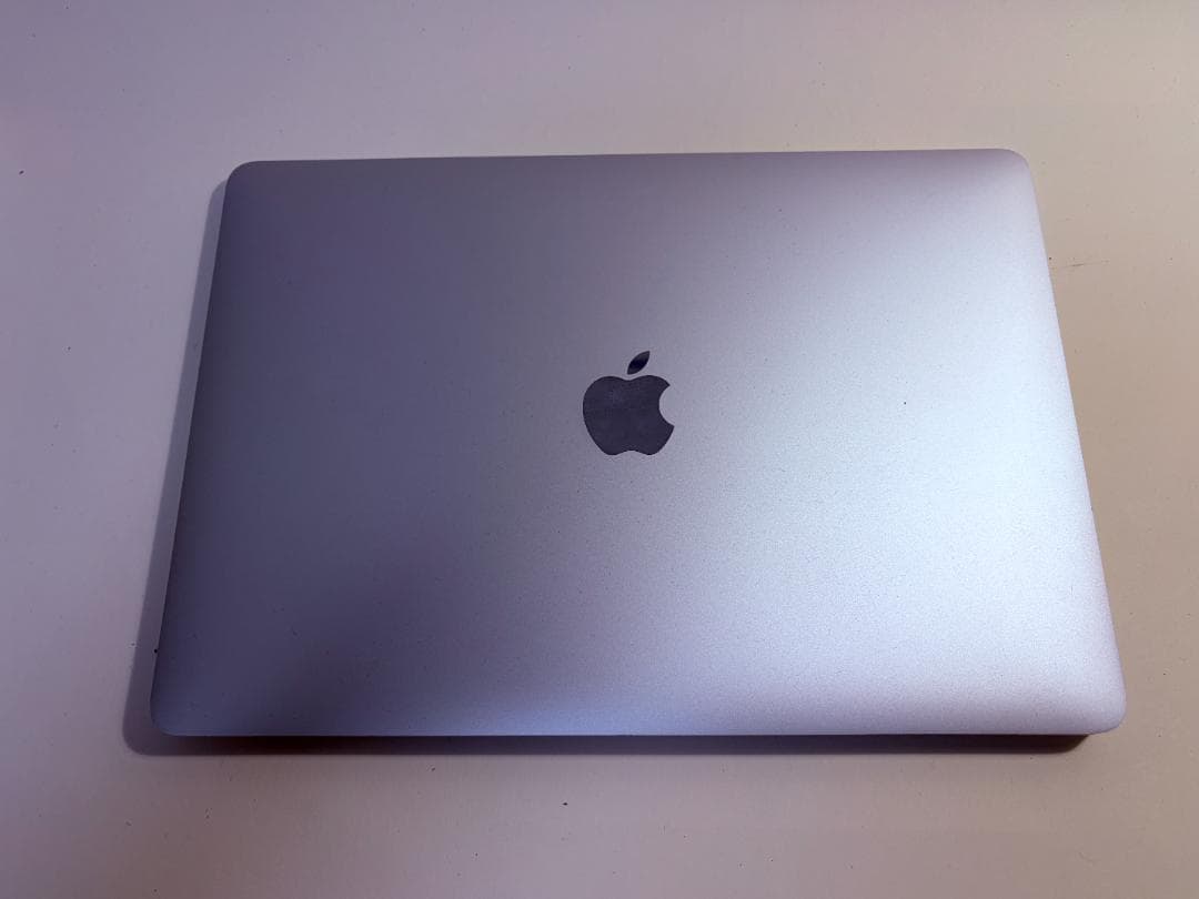 Apple MacBook Air シルバー 日本語キーボード Magic Keyboard - 日本語（JIS） - Apple（日本）