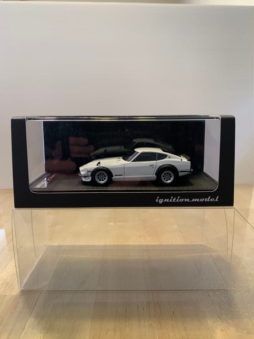 イグニッションモデル　1/43 フェアレディ　Z S30 ホワイト 0022