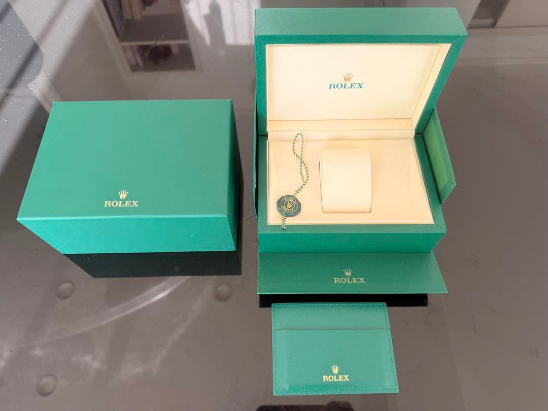 ⭐️ 正規品 ROLEX ロレックス 純正ボックス 箱 ⭐️ 最新モデル・極美品