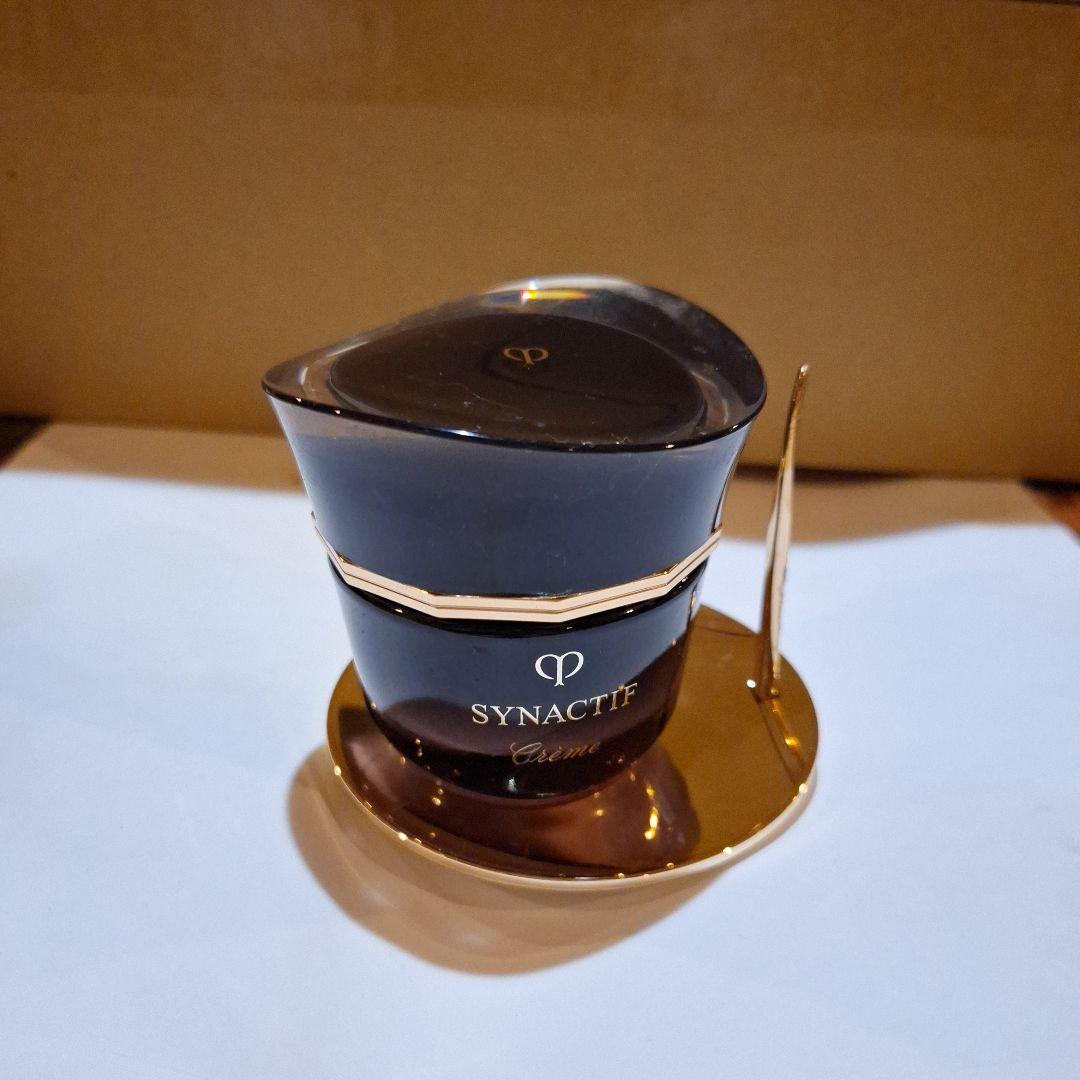 クレ・ド・ポーボーテシナクティフ クレーム