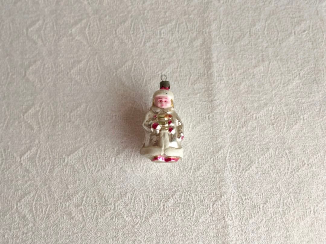 【マリン♡さま】girl ornament ୨୧ .·*°あったかコートの女の子