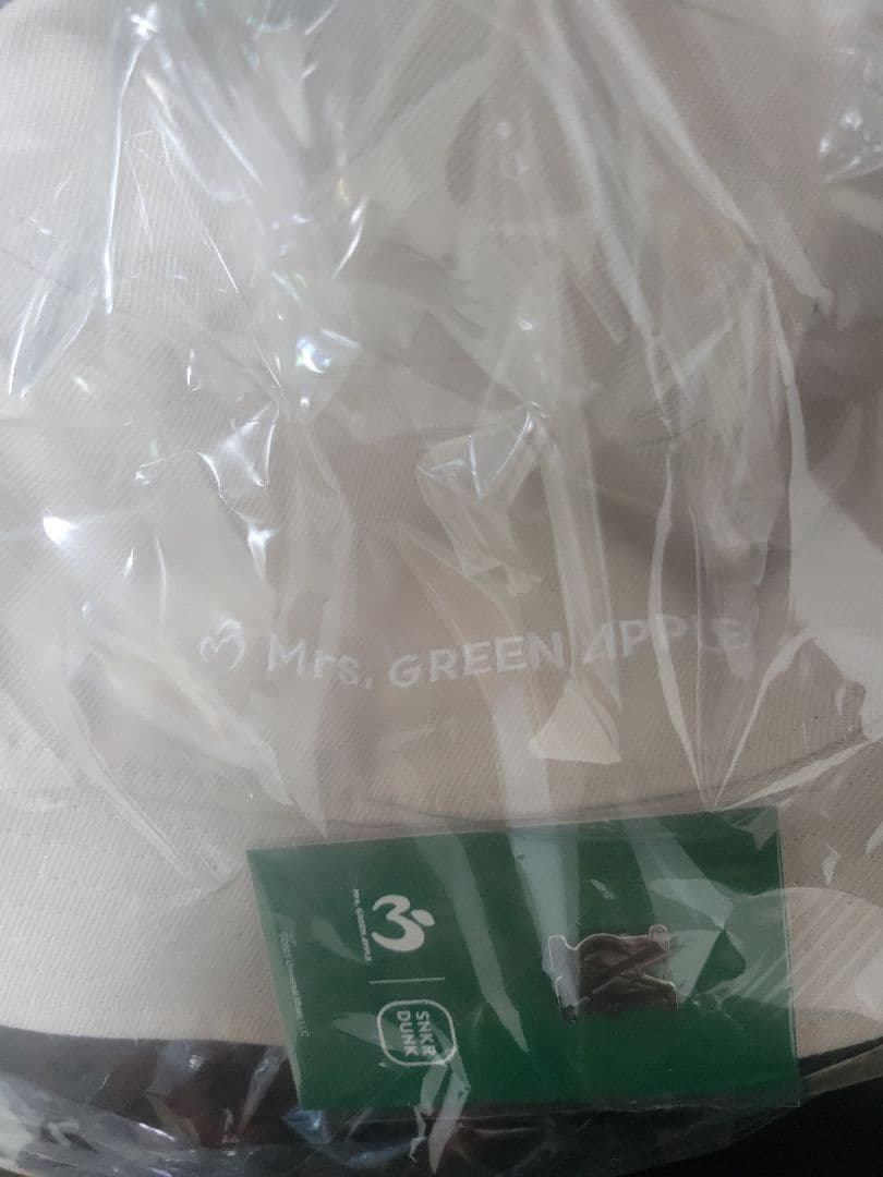 ミセスxスニダン ニューエラBUCKET01 MGA LOGO HAT ベージュ - メルカリ