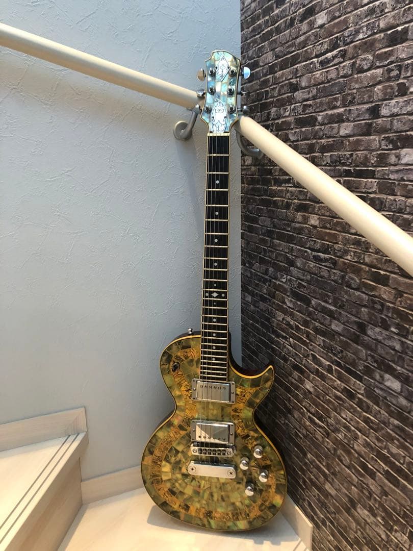 送料無料ゼマイティス　zemaitis パールフロントコピーモデル ゼマイティスよりパール・フロントの最上級グレード・モデルが登場