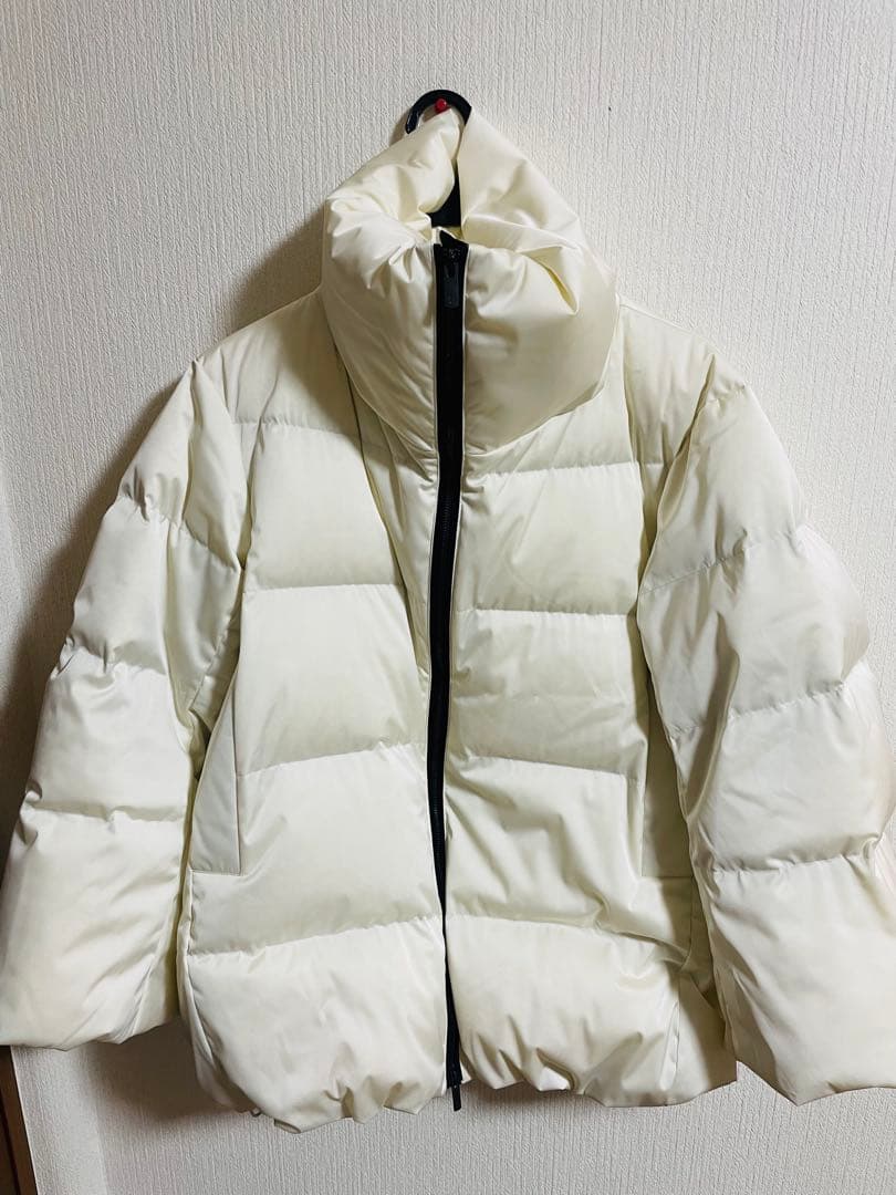 ユニクロ プラスJ ダウン ボリュームジャケット