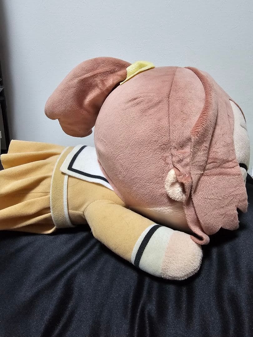 バンドリ メガジャンボ 寝そべりぬいぐるみ山吹沙綾 - メルカリ