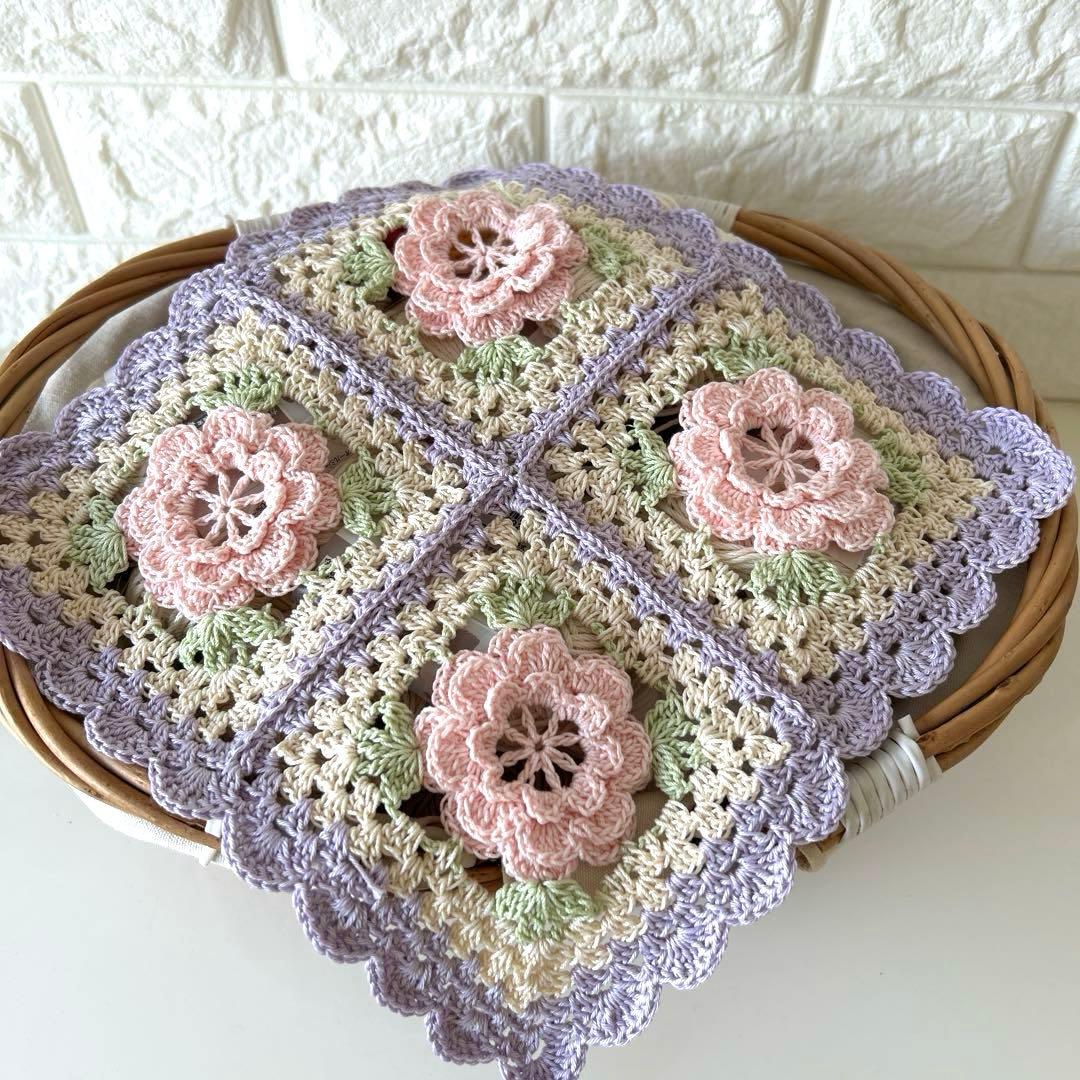 手編みのマルチカバー レースモチーフ編み - メルカリ