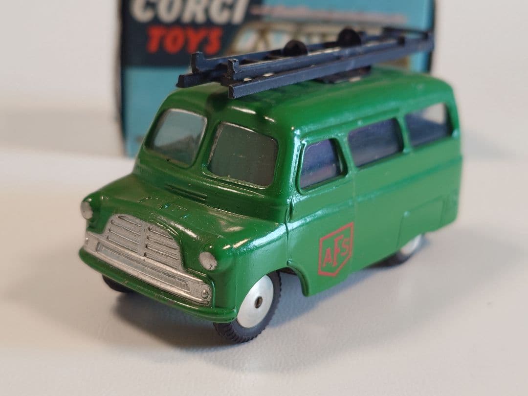 ミニカー CORGI TOYS 405 BEDFORD \