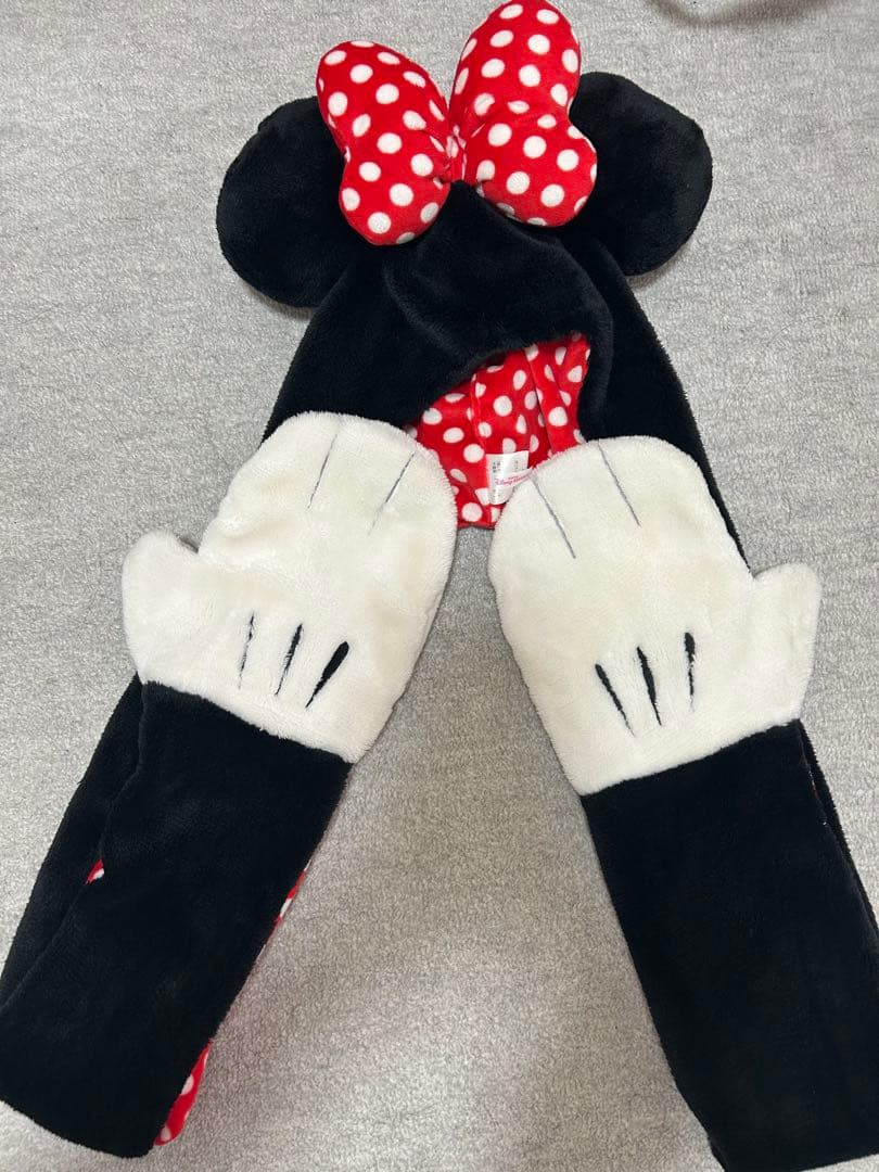 ミニーマウス耳付きマフラーキャップ