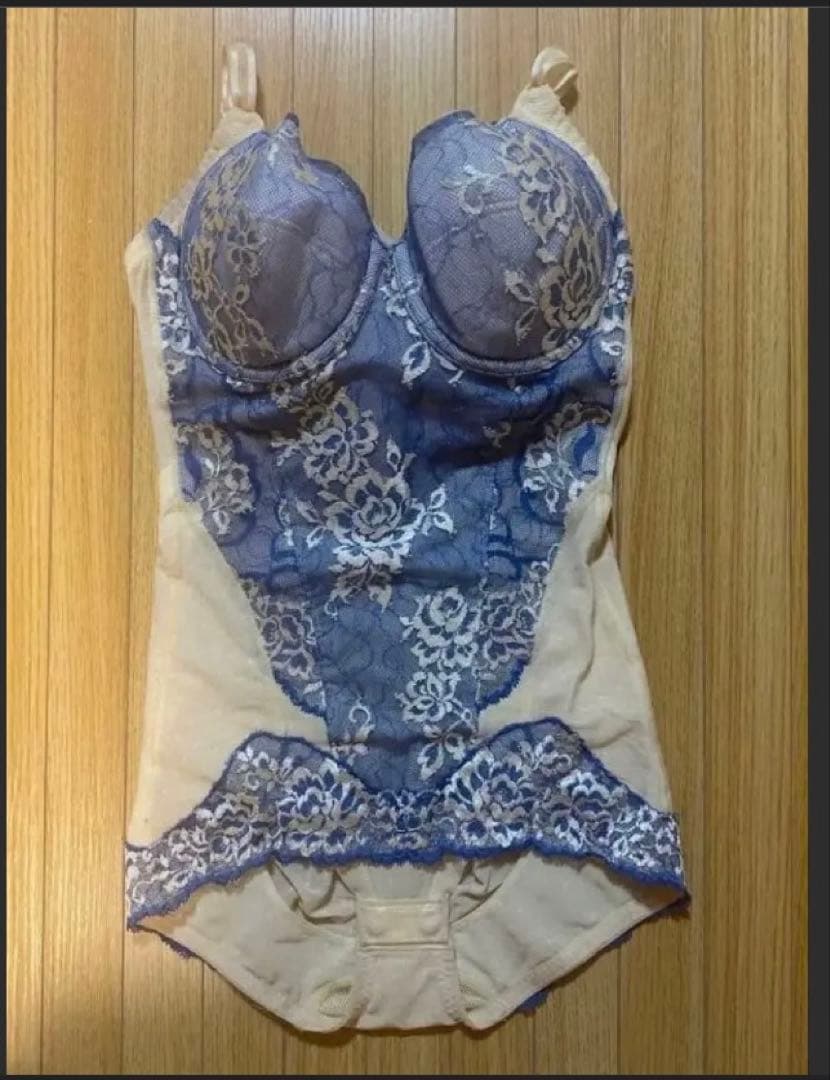 suzu　デコルテリュミエス3点セット　S size