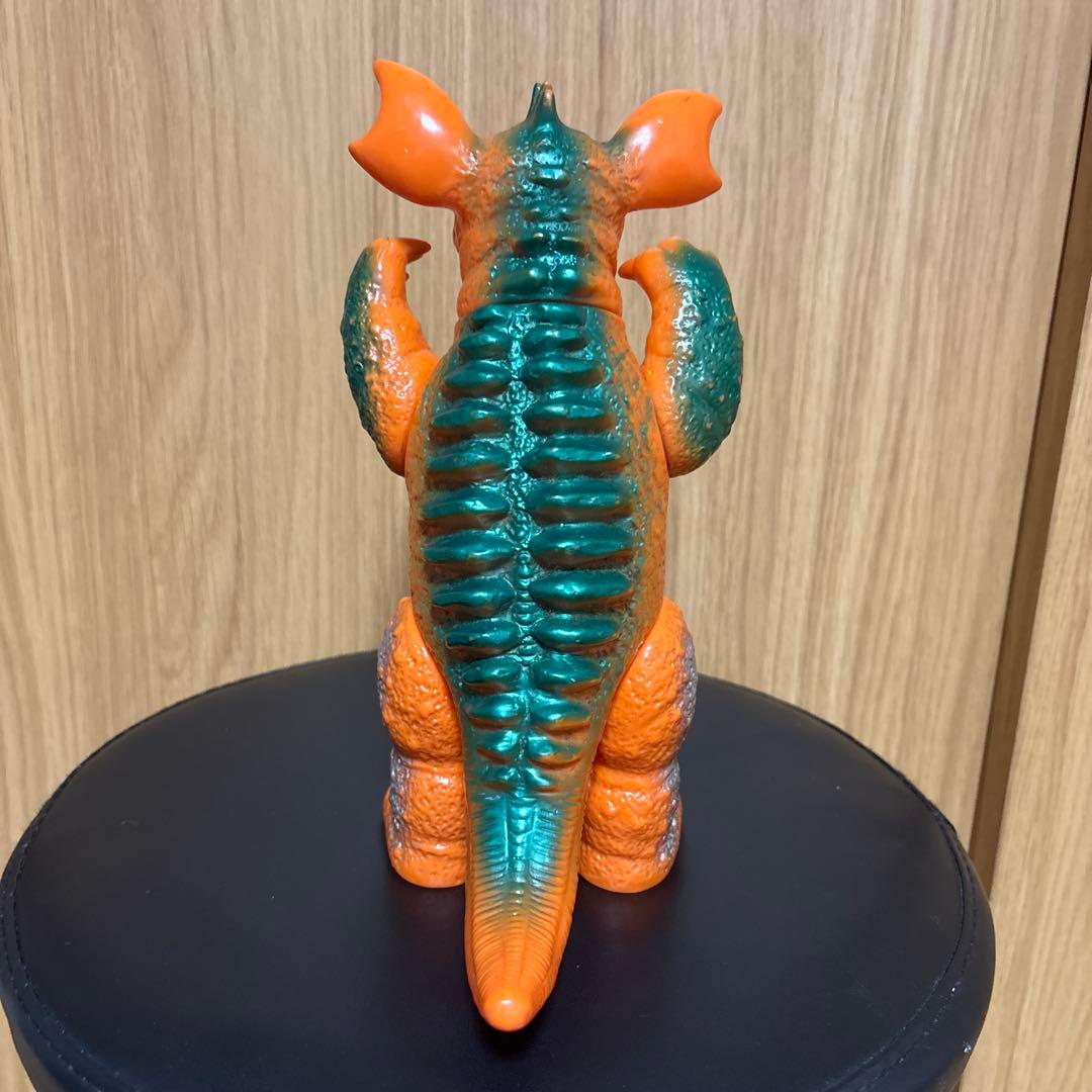 バンダイ 東宝怪獣シリーズ ブルマァク バラゴン オレンジ成型 - メルカリ