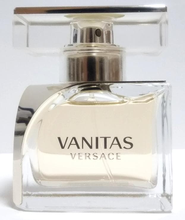 ほぼ満量 ヴェルサーチ　ヴァニタス 50ml オーデパルファム