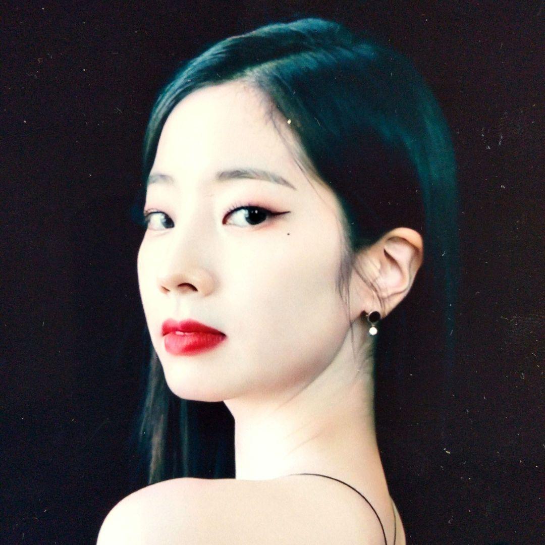 セール中…ダヒョン直筆サイン入り2Lサイズ写真…TWICE…DAHYUN - メルカリ