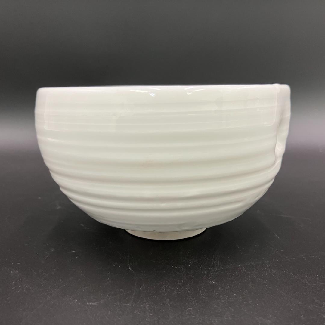 美品 出石窯 永山造 白磁 抹茶碗 直径12.5cm 菊葉文様 R8SA82 - メルカリ
