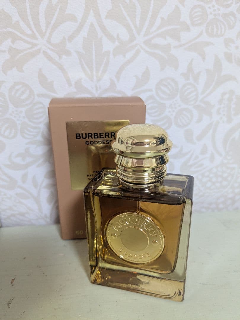 BURBERRY Goddess パルファム 50ml