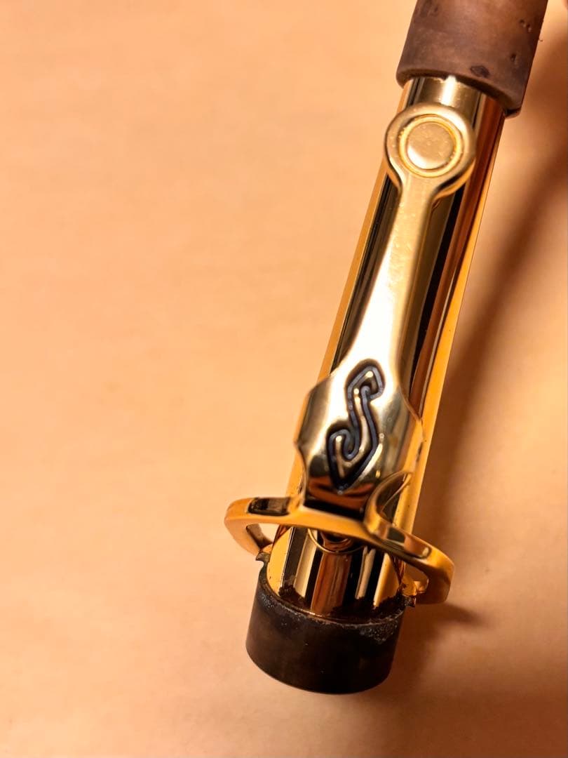 【値下げ！】ソプラノサックス ネック ゴールドラッカー ヤナギサワ ソプラノサックス用 ネック SW2/SW2C ブロンズブラス製