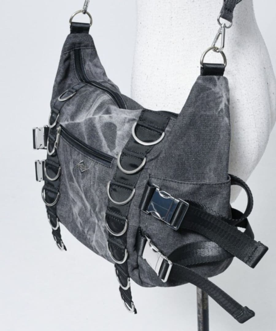 『REFLEM/レフレム』 Dリングベルトショルダーバッグ/メッセンジャーバッグ