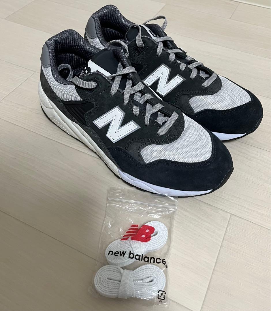 ニューバランス×コムデギャルソン コラボMT580HM1定価40,700円