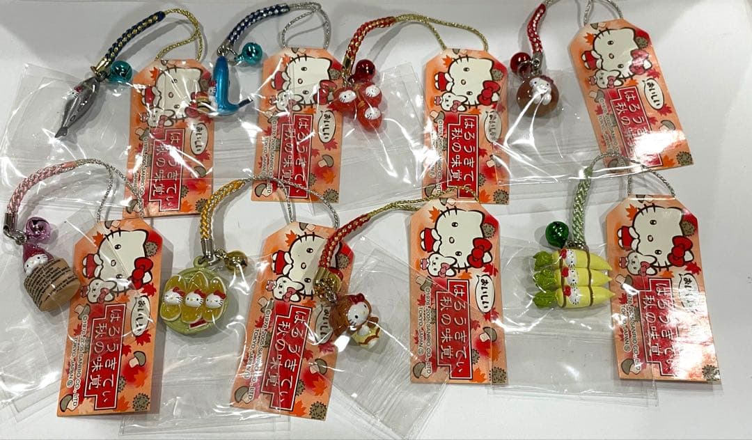ダ*ド様 ハローキティ 根付 ストラップ　秋の味覚　8種