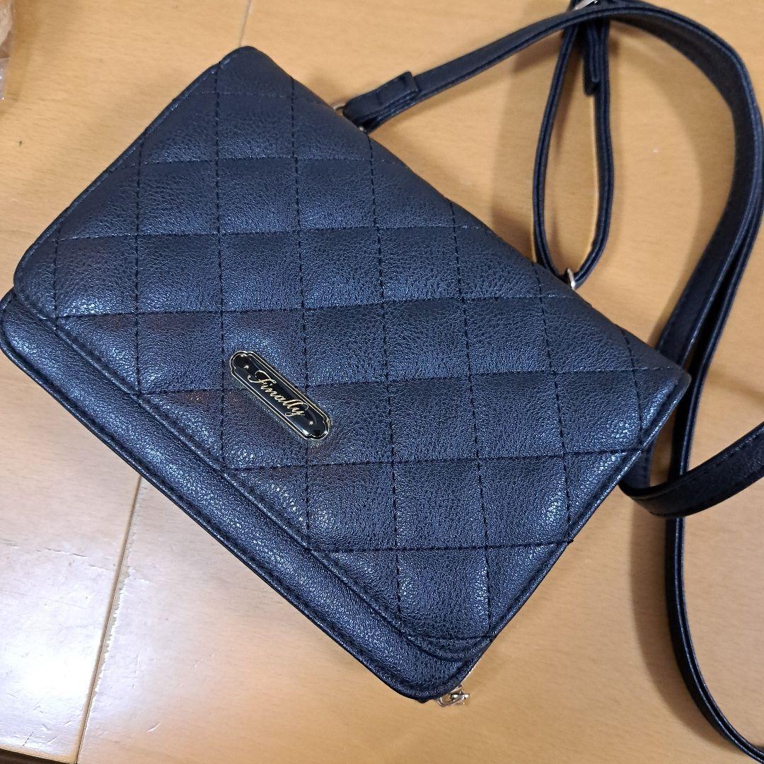 おまけステッカー付 安室奈美恵 ウォレットショルダーバッグ Finally