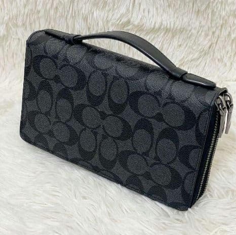 【超美品】COACH ダブルジップ トラベルオーガナイザー 正規品　F93504
