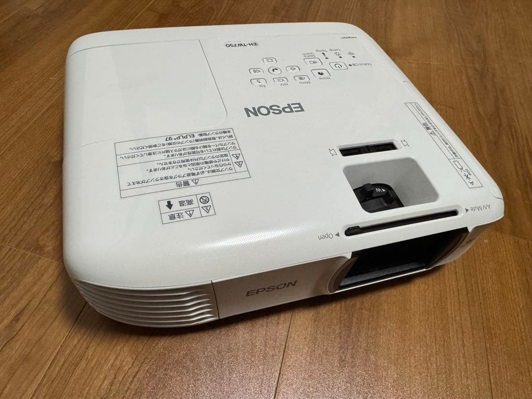 EPSON EH-TW750 プロジェクター本体 使用時間260 時間(短期間)