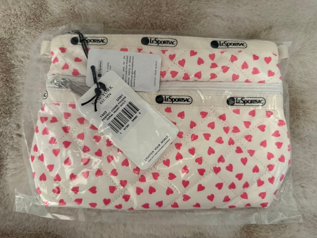 神崎恵さんコラボ　レスポートサック　コスメポーチコーラルキルトハート【完売】