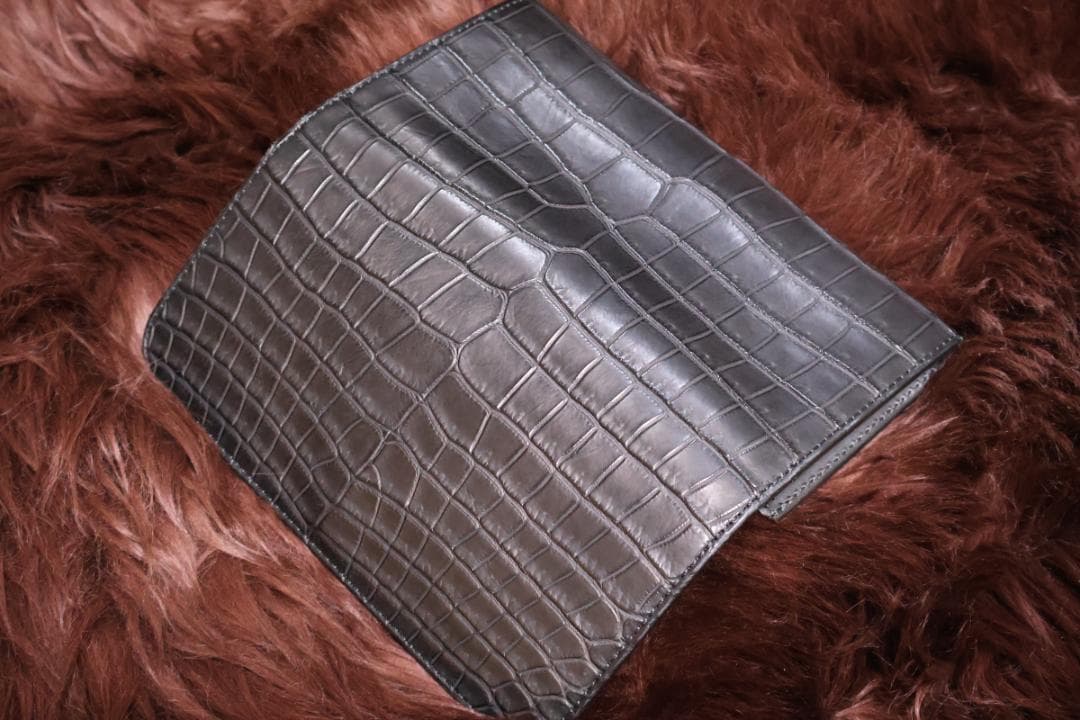 新品未使用 ファニー FUNNY トリフォード ポロサス 小銭入れ付き 長