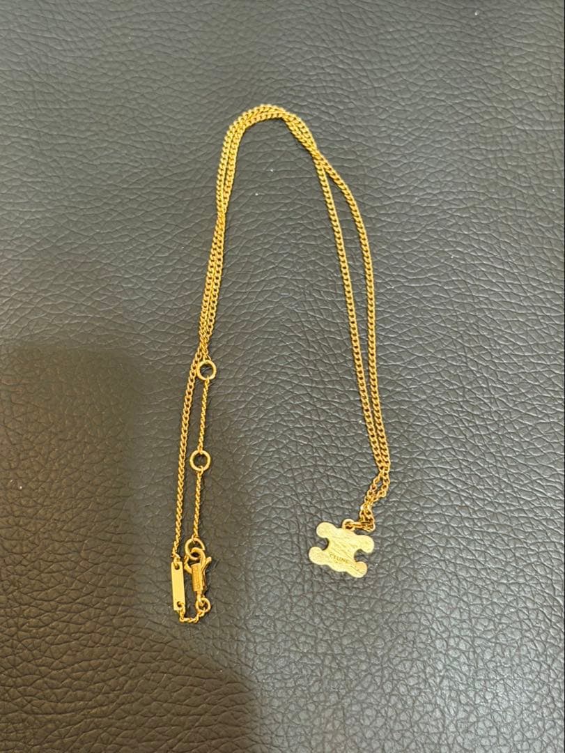 CELINE トリオンフ ラインストーン ネックレス(ゴールド) 正規品 CELINE（セリーヌ） トリオンフ ラインストーン ネックレス ゴールド