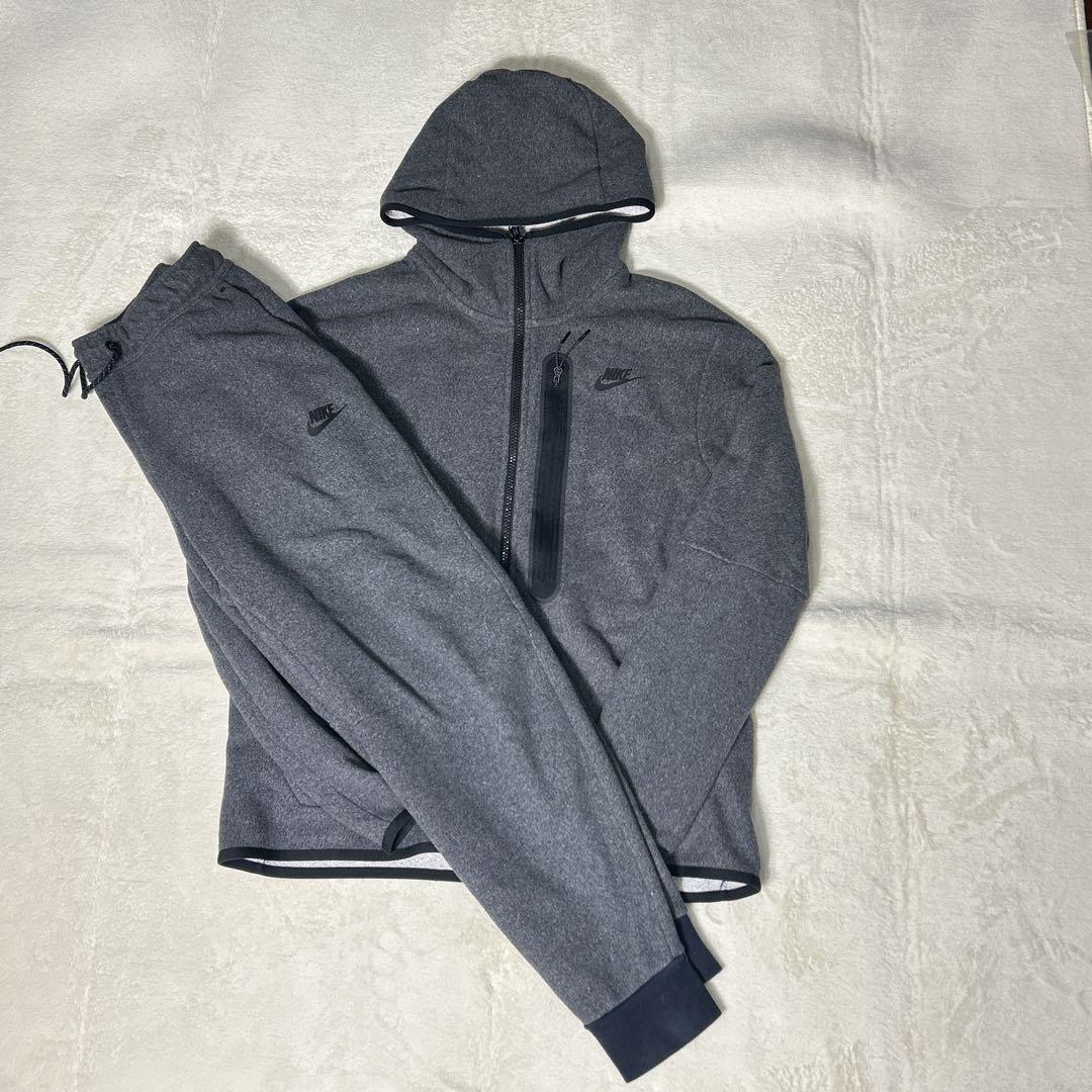 Nike Tech フリース　フルジップ　フーディ&ジョガー　セットアップ上下 Nike Tech フリース フルジップ フーディ＆パンツ セットアップ (Nike