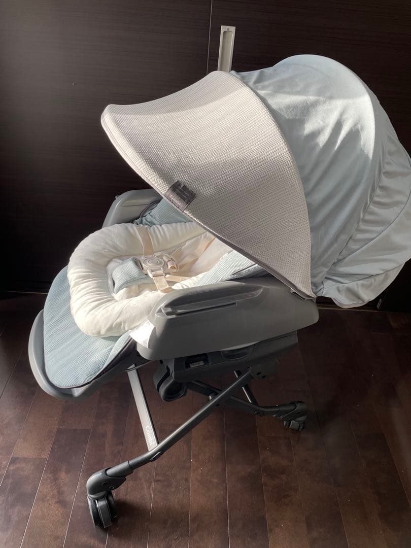 【美品】コンビ ネムリラ AT +LS 電動スウィング【おまけ】エスメラルダ枕