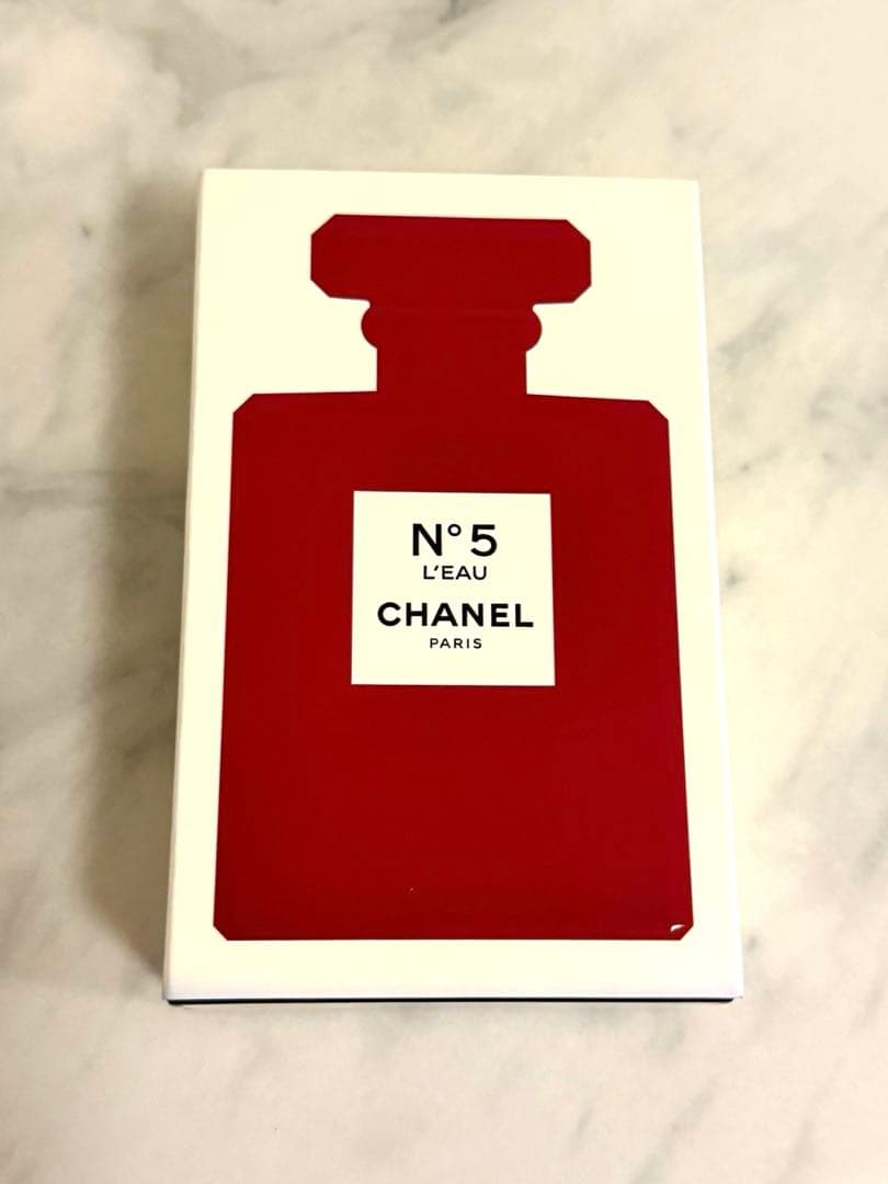 【希少】CHANEL シャネル No.5 ローオードゥトワレット　香水　ホリデー