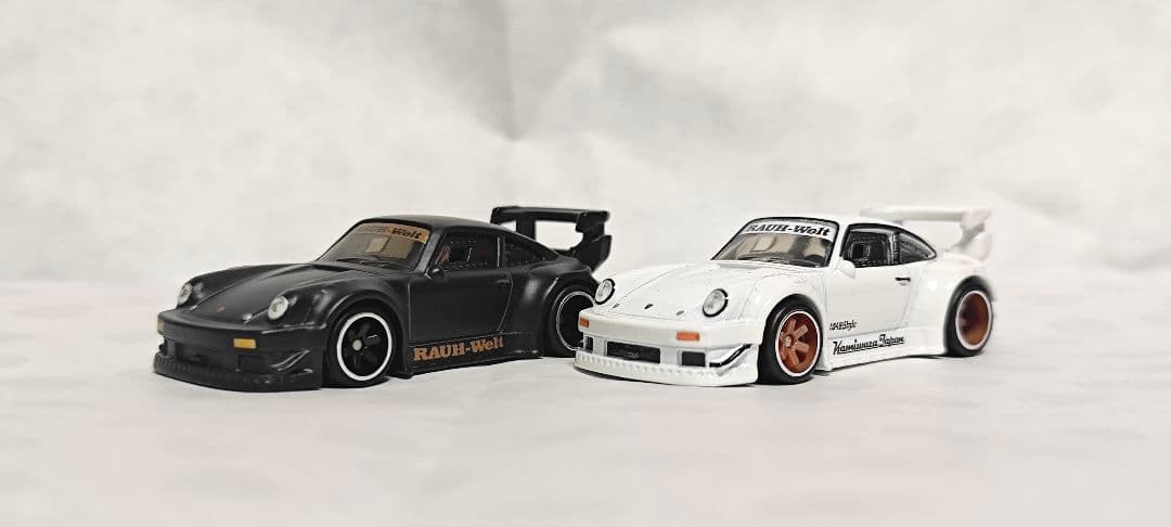 ホットウィール RAUH-Welt ポルシェ 930 RWB 黒・白